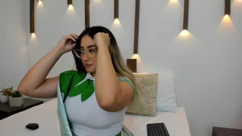 Snapshot of antonella_cutie_ chatting on January 2025 11:58:02 AM A N T O N E L L A online show from January 2025 11:58:02 AM