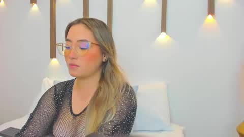 Snapshot of antonella_cutie_ chatting on February 2025 12:06:02 PM A N T O N E L L A online show from February 2025 12:06:02 PM