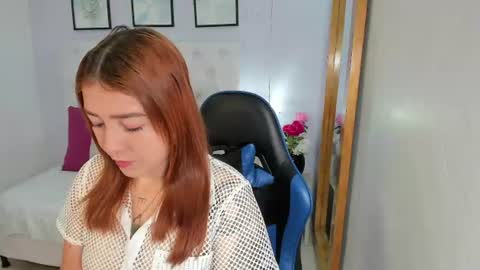 Snapshot of antonella_moon7 chatting on July 2026 05:00:02 PM Antonella Moon 7 online show from July 2026 05:00:02 PM