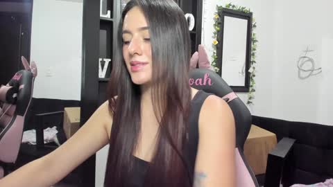 antonella  online show from December 2024 09:39:01 PM