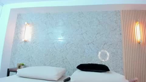 Anto online show from October 2025 09:00:02 PM