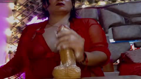 Snapshot of antonellahill_ chatting on June 2026 02:20:01 AM Antonella GTM- 5 1800 0300am online show from June 2026 02:20:01 AM