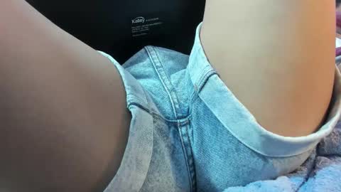 ANTONELLA online show from December 2025 11:39:02 AM