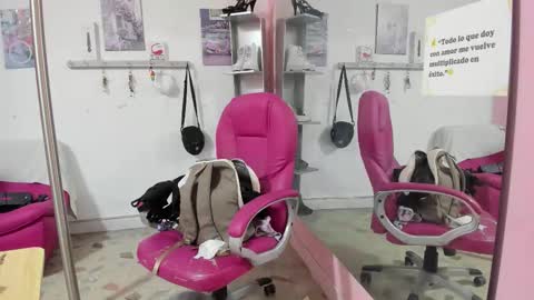 ANTONELLA online show from February 2026 01:07:01 PM