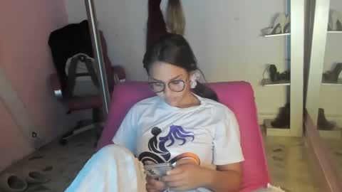 Snapshot of antonellakling_ chatting on August 2026 12:19:01 PM ANTONELLA online show from August 2026 12:19:01 PM