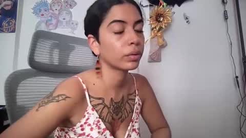 Snapshot of antoniabloom chatting on September 2025 06:55:02 PM Antonia online show from September 2025 06:55:02 PM