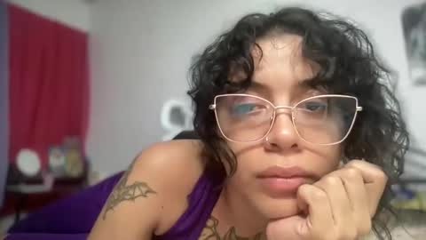 Antonia online show from December 2025 03:02:02 AM