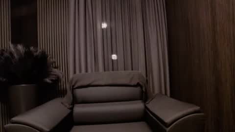 HI My name is Antonio online show from February 2026 07:39:02 PM