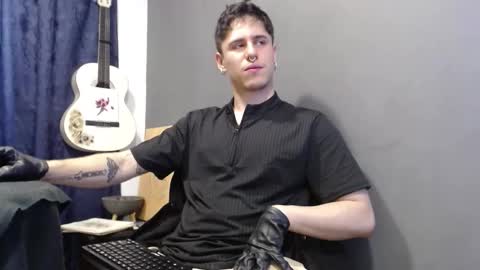 antonnello_ online show from February 2026 10:46:01 PM