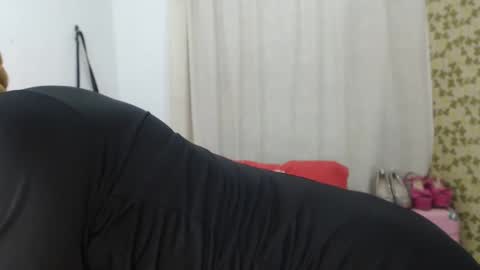 karol y antony online show from February 2025 07:53:01 PM