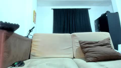 Juan Camilo online show from September 2025 01:27:02 AM