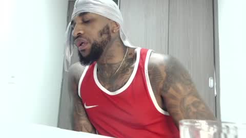 antwanblack11 online show from November 2025 11:58:02 PM