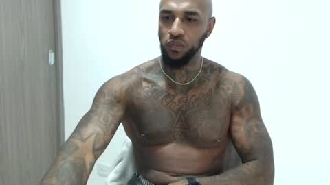 antwanblack11 online show from November 2025 12:00:01 AM