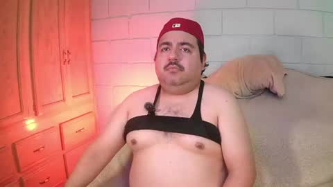 Snapshot of anuarfox chatting on June 2026 07:07:01 PM AnuarFox online show from June 2026 07:07:01 PM