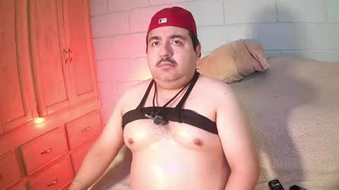 Snapshot of anuarfox chatting on August 2026 12:19:01 PM AnuarFox online show from August 2026 12:19:01 PM