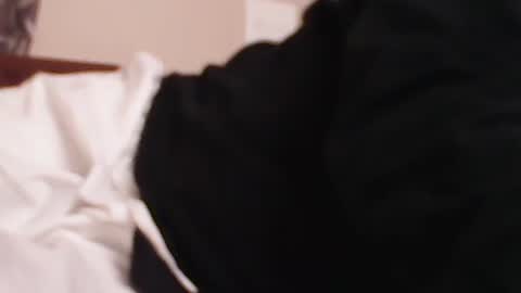 anupam373 online show from October 2025 07:45:01 PM