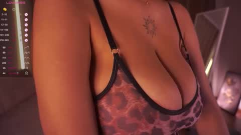 Snapshot of anuricbriny chatting on September 2025 09:08:02 PM Sunday - start 0400 PM GMT -4 online show from September 2025 09:08:02 PM