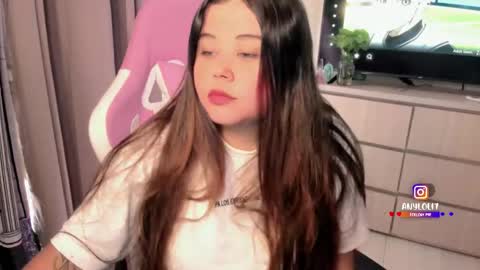   Independent model  online show from November 2025 05:26:01 PM