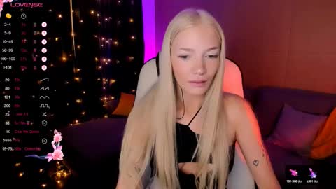 Anya online show from December 2025 09:07:01 AM