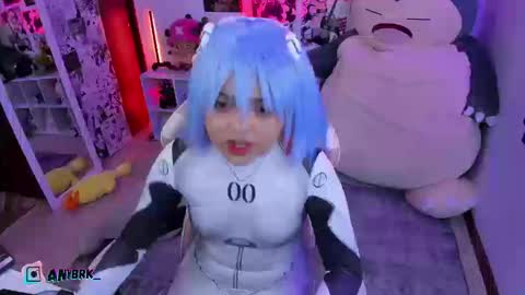 Any online show from September 2025 05:40:01 AM