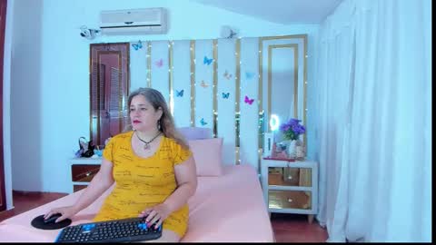 Snapshot of anyelamature chatting on September 2025 02:33:02 AM Anyela online show from September 2025 02:33:02 AM