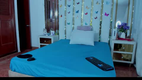 Snapshot of anyelamature chatting on September 2025 12:47:02 AM Anyela online show from September 2025 12:47:02 AM