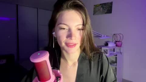 anytka12 online show from February 2026 05:44:02 PM