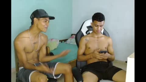 aphal_hot23 online show from February 2025 03:51:01 AM