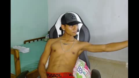 aphal_hot23 online show from February 2025 04:22:01 AM