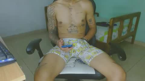 aphal_hot23 online show from March 2025 11:18:02 PM