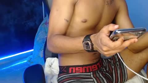 aphal_hot23 online show from September 2025 06:43:02 PM