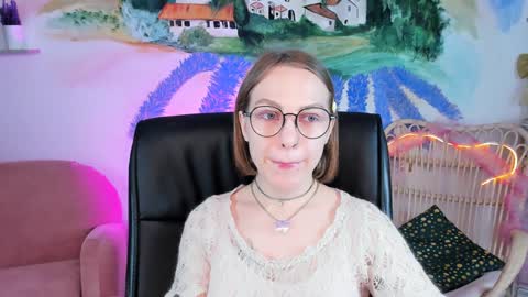 Snapshot of aphexqueen chatting on December 2024 12:11:02 PM APHEX QUEEN online show from December 2024 12:11:02 PM