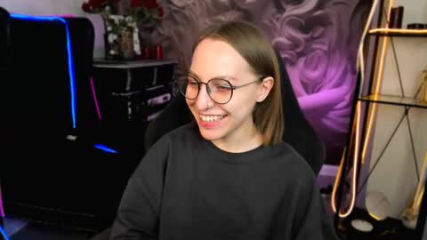 Snapshot of aphexqueen chatting on February 2025 07:23:01 PM APHEX QUEEN online show from February 2025 07:23:01 PM