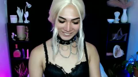 Snapshot of aphr0dite_x chatting on February 2025 02:26:01 AM Roman Goddess online show from February 2025 02:26:01 AM