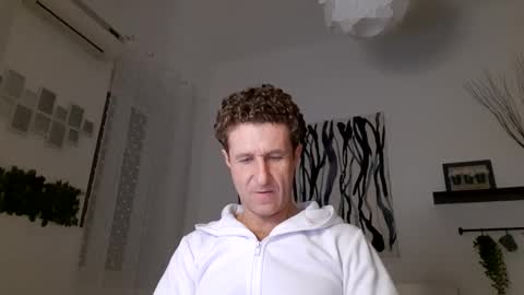 apollobest77 online show from January 2025 06:23:01 PM