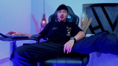 Apolo online show from November 2025 09:37:02 PM