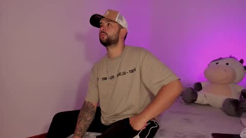 Snapshot of apolorising_ chatting on September 2025 07:20:02 AM Lola Apolo online show from September 2025 07:20:02 AM