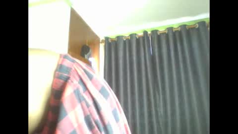 apple_bitch online show from November 2025 04:59:02 AM