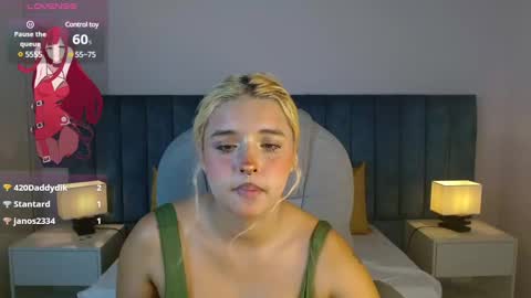 Snapshot of april__bunny chatting on January 2025 09:58:01 PM April Bunny online show from January 2025 09:58:01 PM