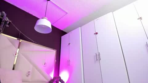 April online show from December 2025 11:28:02 AM