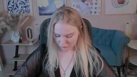 Snapshot of aprilserenity chatting on October 2025 10:29:02 PM April. All year round. online show from October 2025 10:29:02 PM