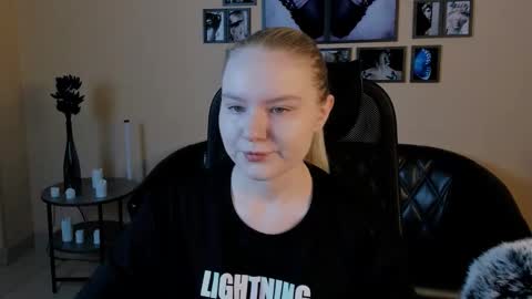 Snapshot of aprilserenity chatting on October 2025 01:58:02 AM April. All year round. online show from October 2025 01:58:02 AM