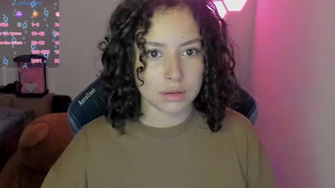 Snapshot of aqua_emilly chatting on December 2024 03:30:01 AM aqua emilly online show from December 2024 03:30:01 AM