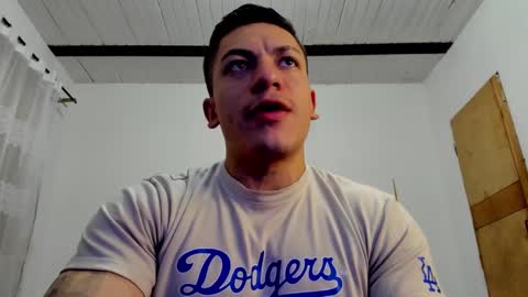 Snapshot of aquiles_51 chatting on December 2024 01:17:01 AM Jonathan online show from December 2024 01:17:01 AM