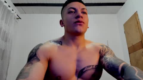 Snapshot of aquiles_51 chatting on December 2024 02:41:01 AM Jonathan online show from December 2024 02:41:01 AM