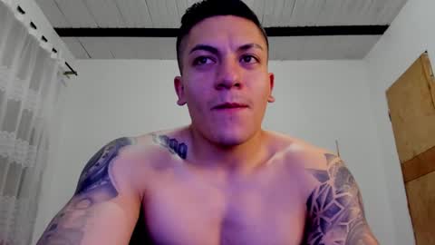 Snapshot of aquiles_51 chatting on December 2024 01:48:02 AM Jonathan online show from December 2024 01:48:02 AM