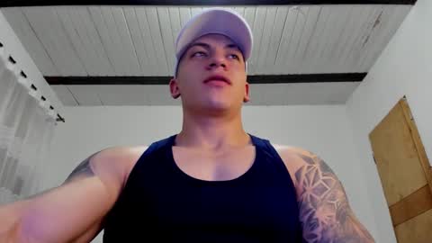 Snapshot of aquiles_51 chatting on December 2024 12:33:01 AM Jonathan online show from December 2024 12:33:01 AM