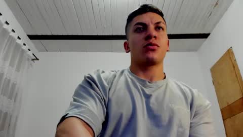 Snapshot of aquiles_51 chatting on January 2025 03:13:01 AM Jonathan online show from January 2025 03:13:01 AM