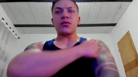 Snapshot of aquiles_51 chatting on January 2025 12:38:02 AM Jonathan online show from January 2025 12:38:02 AM