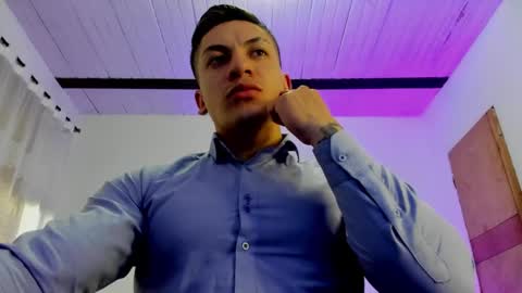 Snapshot of aquiles_51 chatting on January 2025 11:07:01 PM Jonathan online show from January 2025 11:07:01 PM